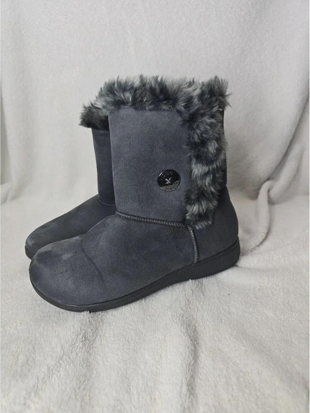 Vionic Fairfax Boots Dark Gray Furry Cozy Women's 7M Slip On NEW $149